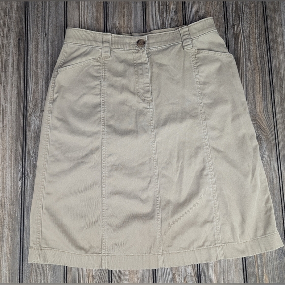 L.L.Bean Classic Fit Skirt Size 6 Stretch Khaki Colored - Picture 1 of 12